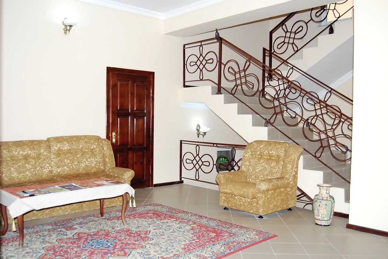 Crown Otel Taşkent Dış mekan fotoğraf