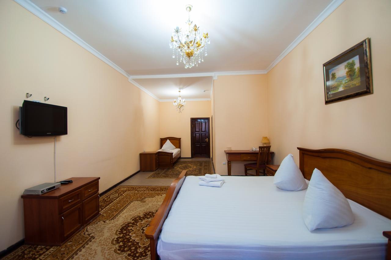 Crown Otel Taşkent Dış mekan fotoğraf
